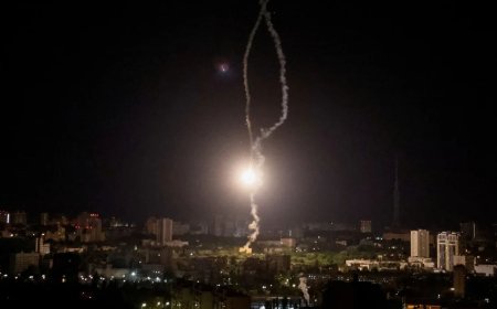 Украины тал  Оросын дуунаас хурдан пуужингуудыг бөөнд нь устгасан гэдгээ мэдэгдэв