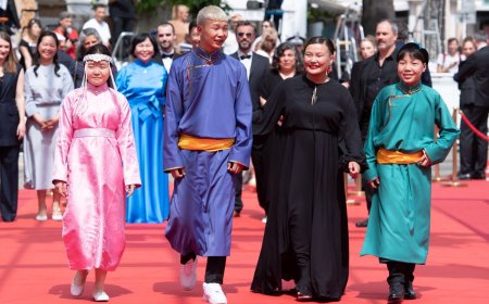 Каннын кино наадмын Un Certain Regard төрөлд нэр дэвшсэн "Баавгай болохсон" УСК-ны уран бүтээлчид оролцож байна