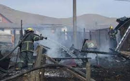 Ууртай эхнэр нөхөртэйгөө маргалдаад гэрээ шатаажээ