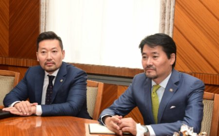 ХӨГЖЛИЙН БАНК: УИХ-ын гишүүн Х.Ганхуяг, Г.Амартүвшин нарын хэргийг ХЭРЭГСЭХГҮЙ болгожээ