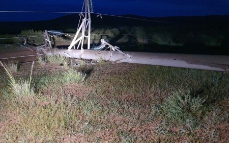 Архангай аймагт борооны улмаас  цахилгаан дамжуулах шугам унаж, долоон аймгийн 57 сум цахилгаангүй болжээ