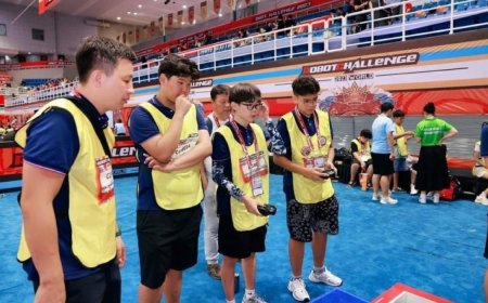 БНХАУ-д болсон роботын тэмцээнээс монгол сурагчид алт, мөнгөн медаль зүүв