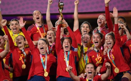 Испани бүсгүйчүүд Английн шигшээг хожсоноор дэлхийн цомын эзэн боллоо