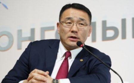 "МУБИС-ийг Ханын материал, ШУТИС-ийг Шархад, АШУҮИС-ийг Амгалан руу нүүлгэвэл түгжрэлийг буурна"