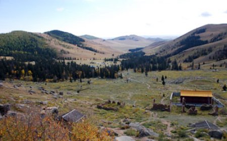 Богдхан уулын дархан цаазат газар болон  байгалийн цогцолбор, газарт нийт  90 иргэний газрын эрхийг хүчингүй болгосон