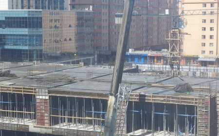 БЗД-ИЙН 26-Р ХОРООНД БАРИГДАЖ БУЙ СУРГУУЛИЙН БАРИЛГЫН АЖЛЫГ ЗОГСООХ ШИЙДВЭР ГАРЧЭЭ