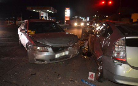 Машины ослоор гурван хүн нас барж, дөрвөн хүн бэртжээ