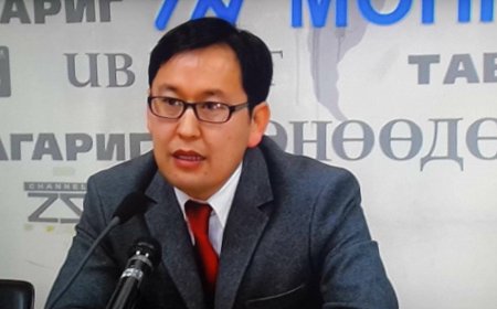 2021 оны долдугаар сарын 1-нээс хойш ипотекийн зээл авсан иргэд банкууд 1%-ийн шимтгэлээ буцаан шилжүүлэх хүртэл хүлээнэ