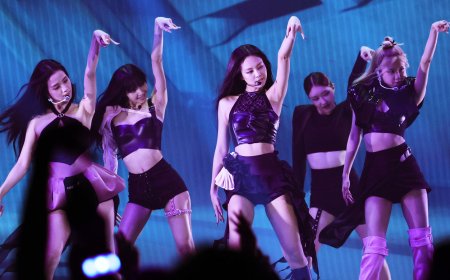BLACKPINK 2023 оны хамгийн шилдэг охидын хамтлаг болов
