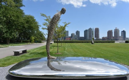 НҮБ-ын цэцэрлэгт сүндэрлэсэн монголчуудын бэлэг "Ухамсар" нэрт хөшөө бий