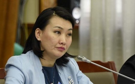 А.АРИУНЗАЯА: ХАМГИЙН ШИЛДЭГ ГЭСЭН ХҮМҮҮСЭЭ ФРОНТ РУУ ЯВУУЛЛАА