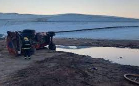 Автоцистерн онхолдож, 10 тонн шатахуун асгарч, дотор нь зорчиж явсан гурван иргэнд эмнэлгийн тусламж үзүүлжээ