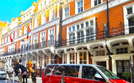 Морьтон баатрууд “Монгол хаан” жүжгийн сурталчилгааг Лондонд хийж байна