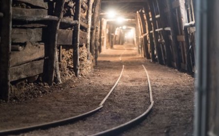 Казахстаны уурхайд метан дэлбэрсний улмаас 35 уурхайчин амиа алджээ