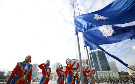 Нийслэлийн ой: Нийслэлийн тугийг мандууллаа