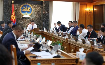 "Үдийн хоол" хөтөлбөр хэрэгжүүлэхэд шаардагдах санхүүжилтийг нэмэгдүүлэх зэргийг Засгийн газарт даалгана