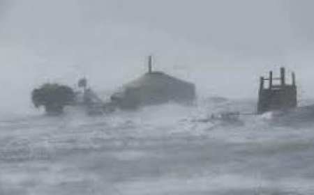 Цасан шуурганаар айлын гэр нуржээ