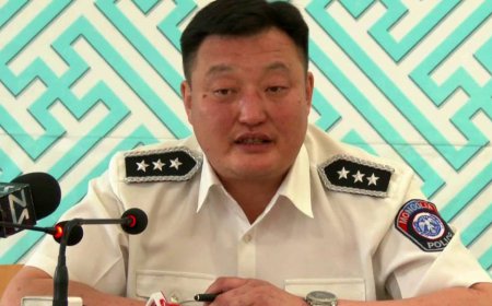 Д.Манлайбаатар: Цахим мөрийтэй тоглоомын гэмт хэрэгт холбогдуулан цагдаагийн хоёр алба хаагчийг шалгаж байгаа