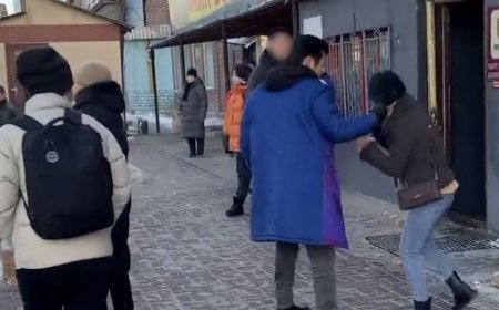 Олон нийтийн газар танхайрч буй бичлэг хийсэн иргэнийг 100,000 төгрөгөөр торгожээ