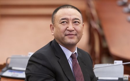 Б.Чойжилсүрэн: Тавантолгойн ДЦС-ын тендерт хоёр компани орж ирсэн ч хоорондоо шүүхийн маргаантай байна