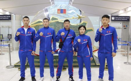 Холимог тулааны өсвөр үеийн Азийн аваргаас хос хүрэл медаль хүртлээ