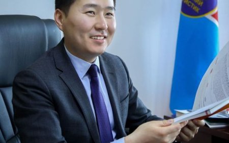 ҮСХ-ны дарга Б.Батдаваагийн эхнэрийн хамааралтай есөн компани бүртгэлгүй нүүрс гаргасан тухай сонсголоор ярив