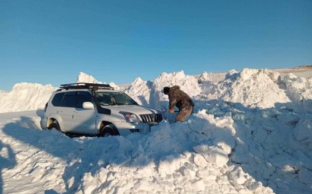 "ӨНДӨРХААН-БАРУУН-УРТ" чиглэлийн хатуу хучилттай авто зам цасанд дарагджээ