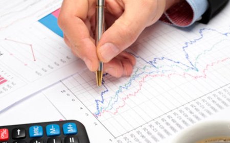 Жилийн хугацаанд иргэдийн зээлийн өрийн үлдэгдэл 3.8 их наяд төгрөгөөр өссөн үзүүлэлт гарчээ