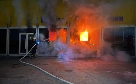 Сендвичин барилга, гараж, машин шатжээ