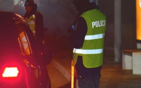 675   хүний жолоодох эрхийг 1 жилийн хугацаагаар хасаж, 585 хүнийг 400.000 төгрөгөөр торгосон бол 193 хүнийг 7-30 хоногоор баривчилжээ