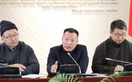 АН-ын бүлэг малчдын зээлийг тэглэж, малын татвараас чөлөөлөх санаачилга гаргалаа