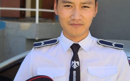 Хүний амь аварсан цагдааг шагнажээ