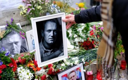 Алексей Навальныйн оршуулга өнөөдөр Москвад 14 цагт болно