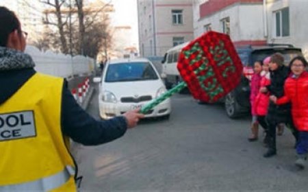 "Сургуулийн эргүүл"-д энгэрийн камер зүүлгэж,  жолоочийн хариуцлагыг чангатгана