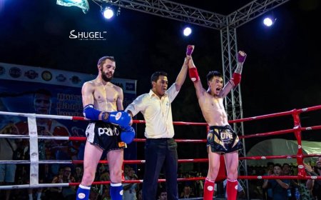 Ц.Амарсанаа аваргын алтан медаль, Муайтай боксын хагас мэргэжлийн дэлхийн аварга боллоо