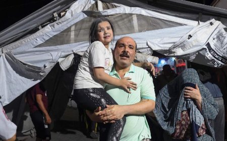 Израилийн арми Газын Аль-Шифа эмнэлэг рүү дайрч, Хамас бүлэглэлийн 20 гаруй дайчныг хороожээ