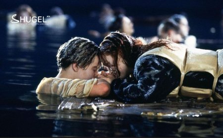 “Titanic” киноны  хайр сэтгэлтэй хосуудын хагцлын мөчийг  харуулдаг хаалга $718,750 хүрчээ
