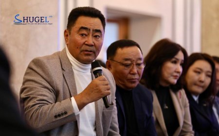 МТҮХ-ны тэргүүн асан Ц.Рэнчинсэнгээ нь шинээр томилогдсон орныхоо хүнд  тамгаа хүлээлгэж өгөлгүй аваад зугтжээ