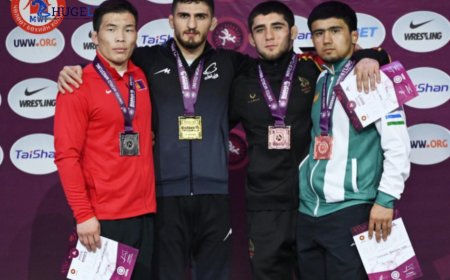 Э.Бямбадорж Азийн аваргаас анх удаа мөнгөн медаль хүртэв