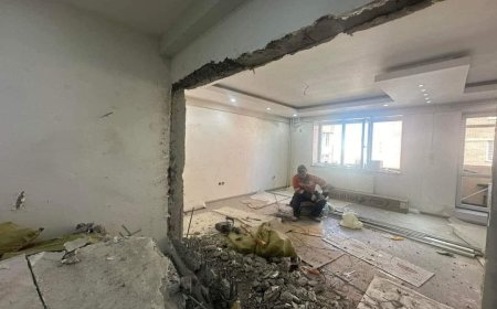 Урт цагааны арын 39-р байрны 6 давхрын айл байрандаа засвар хийхээр даацын ханыг нураажээ