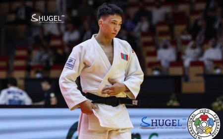 Л.Анхзаяа ДАШТ-ээс хүрэл медаль хүртлээ