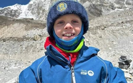 Найман настай  хүү Эверестэд ганцаараа авиралт хийж, 5363 метрийн өндөрт  хүрчээ