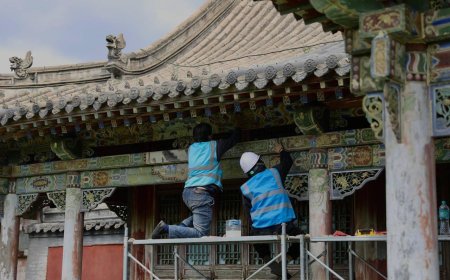 Богд хааны ордонг 62 жилийн дараа сэргээн засварлаж эхэллээ