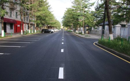 Тавдугаар сургуулийн уулзвараас Их сургуулийн гудамж хүртэлх авто замыг шинэчилж, хөдөлгөөнийг нээлээ