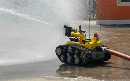 Гал түймэр унтраах, аврах 14 дүгээр анги гал унтраах роботтой болжээ