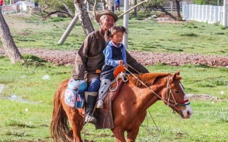 9 сарын 1: Өвөөгийн охин сурагч боллоо