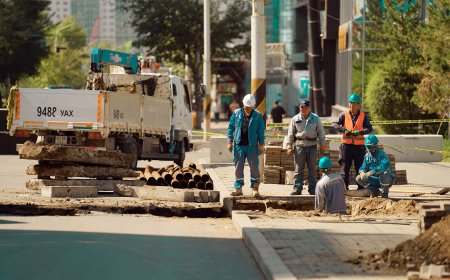 Драмын театрын урд талаас Багшийн дээдийн уулзвар хүртэлх магистрал шинэчилж байна