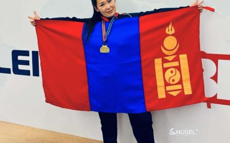 Монгол Улс хэвтээ шахалтын эмэгтэй Азийн аваргатай боллоо