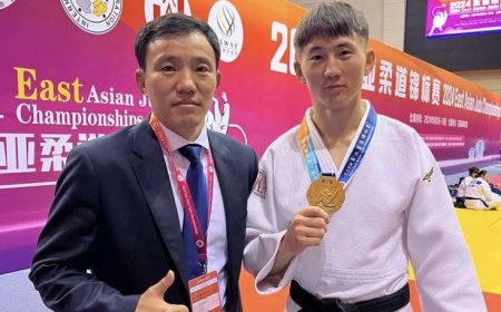 Б. Сүхбат Зүүн азийн АШТ-д түрүүлж, алтан медаль хүртлээ