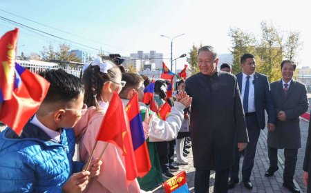 Вьетнам улсаас 14 дүгээр сургуульд 50 мянган доллар хандивлажээ